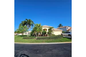 2540 Egret Lake Dr, Green Acres, FL 33413 - MLS#A11807058