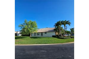 2540 Egret Lake Dr, Green Acres, FL 33413 - MLS#A11807058