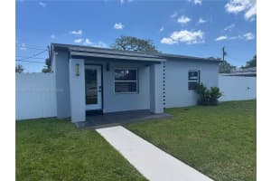 14581 Jackson St Miami, FL 33176 - MLS#A11807135
