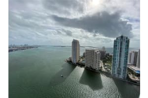 325 Biscayne Blvd, Miami, FL 33131, Sold 07/28/25
