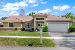 15828 Ashby Field Rd, Davie, FL 33331, Sold 07/18/25