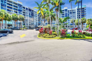 200 Leslie Dr 1031, Hallandale Beach