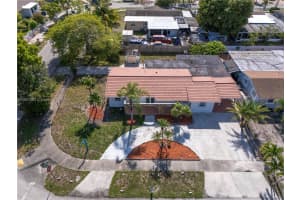 19704 NW 48th Ct, Miami Gardens, FL 33055, - MLS#A11807283