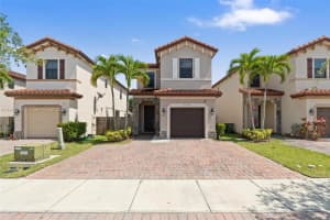 3756 NE 1st St, Homestead, FL 33033, - MLS#A11807317