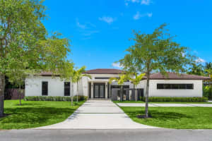 17214 SW 92nd Ave, Palmetto Bay, FL 33157, Sold 08/20/25