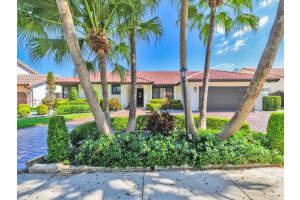 8425 NW 165th Terrace, Hialeah, FL 33016, Sold 07/10/25