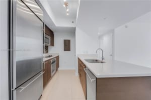 500 Brickell Ave, Miami, FL 33131, Sold 08/27/25