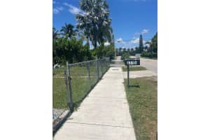 15510 Leisure Dr, Homestead, FL 33033, Sold 07/28/25