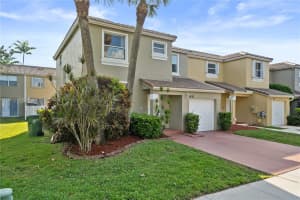 1437 NW 154th Ln, Pembroke Pines, FL 33028 Sold 10/08/25