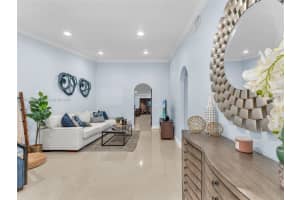 5650 W 21st Ave, Hialeah, FL 33016, Sold 08/08/25