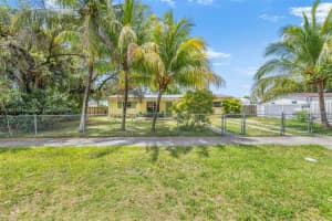 11742 Sw 187th Ter, Miami