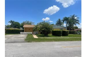 11753 SW 32nd St, Miami, FL 33175, Sold 07/23/25