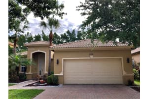 4400 E Seneca Ave, Weston