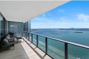 650 NE 32nd St, Miami, FL 33137, Sold 08/18/25