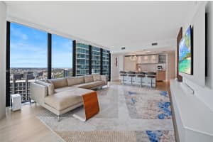 650 NE 32nd St, Miami, FL 33137, Sold 08/18/25