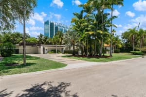 4250 Bay Point Rd, Miami, FL 33137, - MLS#A11807916
