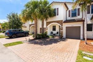 5421 NW 27th St, Margate, FL 33063, Sold 07/07/25
