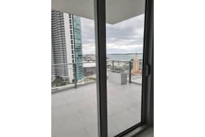 851 Ne 1st Ave 3801, Miami