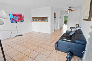 15610 NE 6th Ave APT 22B, Miami, FL 33162, Sold 08/27/25