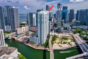 41 SE 5th St, Miami, FL 33131, Sold 09/03/25