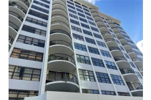 66 Valencia Ave Ph1c Coral Gables, FL 33134 - MLS#A11808167