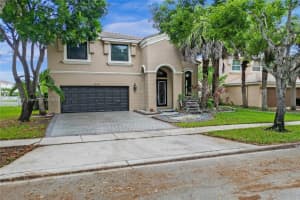 4946 Sw 166th Ave, Miramar