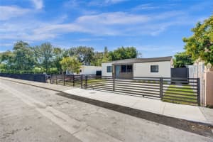 400 NW 45th St, Miami, FL 33127, Sold 08/18/25