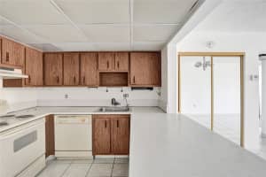 7100 NW 17th St APT 306, Plantation, FL 33313, - MLS#A11808233