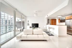 300 S Biscayne Blvd T-3605, Miami, FL 33131 - MLS#A11808258