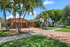 991 Dove Ave, Miami Springs, FL 33166, Sold 08/26/25