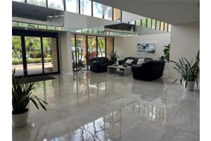 16175 Golf Club Rd 308, Weston