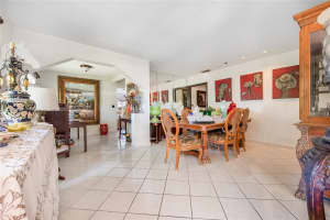 11351 Sw 52nd Ter Miami, FL 33165 - MLS#A11808394