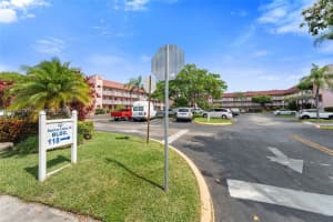 9401 Sunrise Lakes Blvd 307, Sunrise