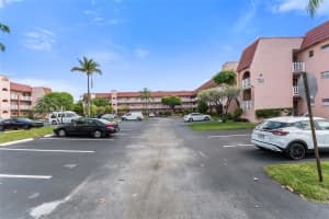 9401 Sunrise Lakes Blvd 307 Sunrise, FL 33322 - MLS#A11808421