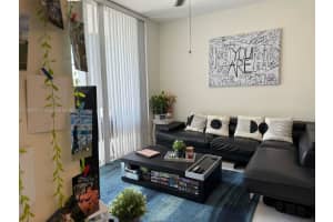 9725 NW 52nd St APT 421, Doral, FL 33178, Sold 08/22/25