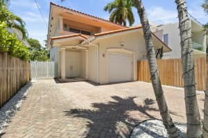 2922 Catalina St, Miami, FL 33133, Sold 07/28/25
