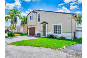 6566 NW 197th Ln, Hialeah, FL 33015, - MLS#A11808666