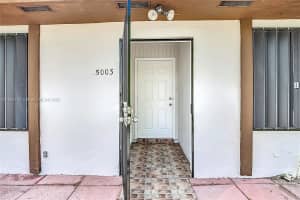 5003 SW 139th Ct, Miami, FL 33175, - MLS#A11808700