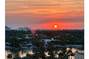 6423 Collins Ave 1001, Miami Beach