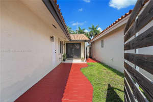 1114 SW 136th Pl, Miami, FL 33184, Sold 07/14/25