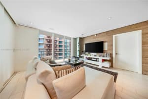 55 SE 6th St APT 2803, Miami, FL 33131, - MLS#A11808863