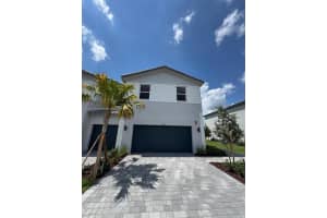 18418 SW 2nd St, Pembroke Pines, FL 33029, - MLS#A11808873