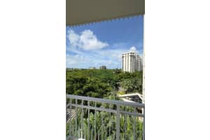 2000 Towerside Ter 711, Miami