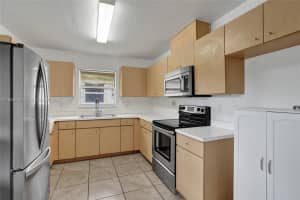 2221 NW 24th Ct, Fort Lauderdale, FL 33311, Sold 07/22/25