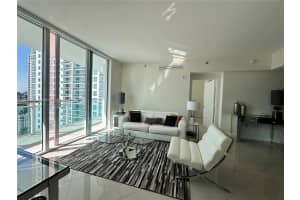 950 Brickell Bay Dr, Miami, FL 33131, Sold 09/02/25