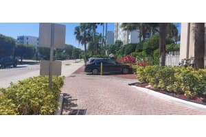18100 N Bay Rd, Sunny Isles Beach, FL 33160, - MLS#A11809117