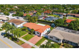 8930 Sw 50th Ter Miami, FL 33165 - MLS#A11809147
