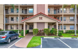 1100 Sw 130th Ave 111h, Pembroke Pines