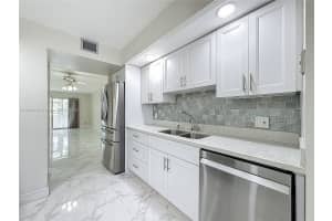 1100 Sw 130th Ave 111h Pembroke Pines, FL 33027 - MLS#A11809159