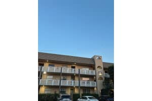 9201 Sunrise Lakes Blvd 301, Sunrise, FL 33322 - MLS#A11809192